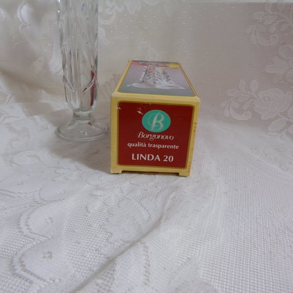 Borgonovo Clear Glass Short Pedestal 7.75"Tall Single Bud Vase Marked Italy - Picture 15 of 16